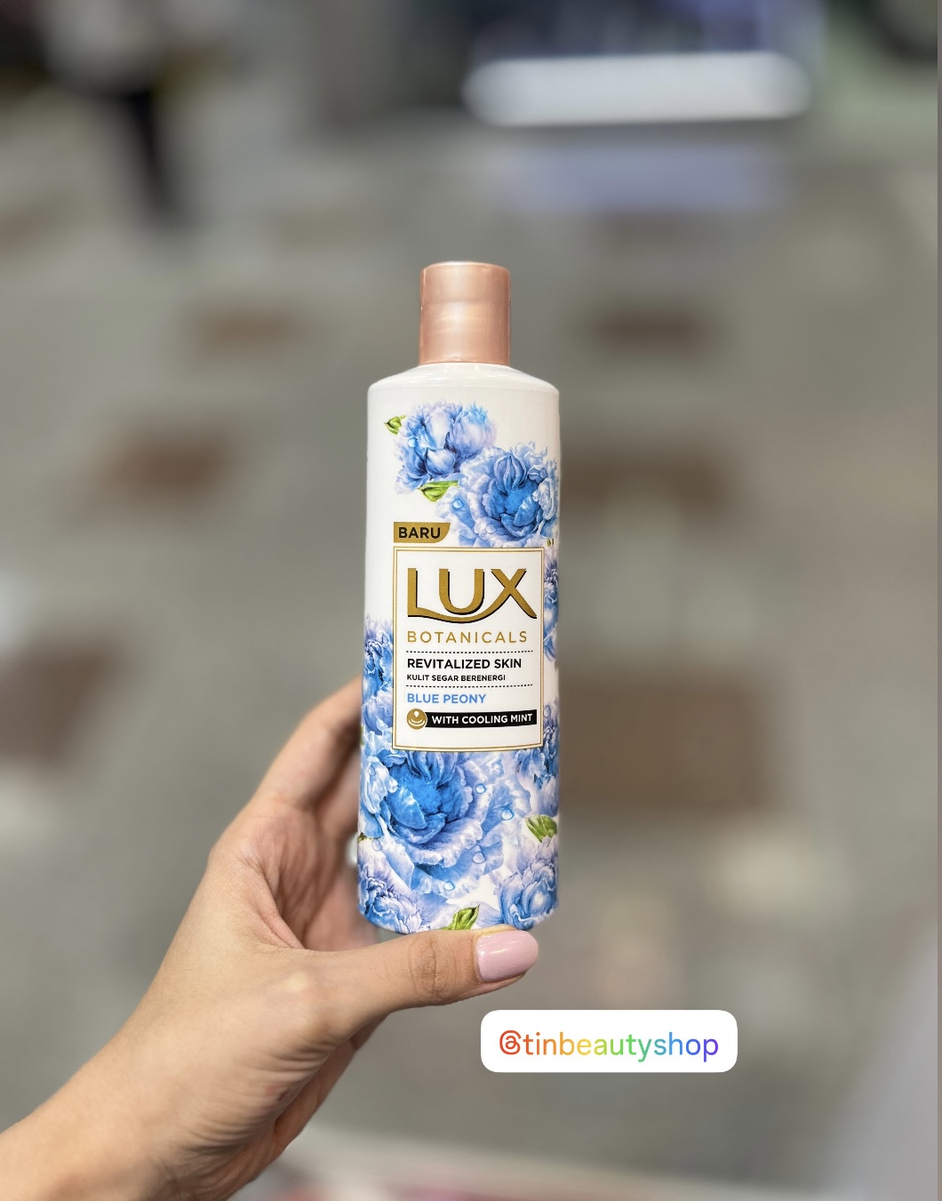 شامپو بدن کرمی لوکس با رایحه گل پئونی آبی Blue Peony - حجم 250 میلی لیتر